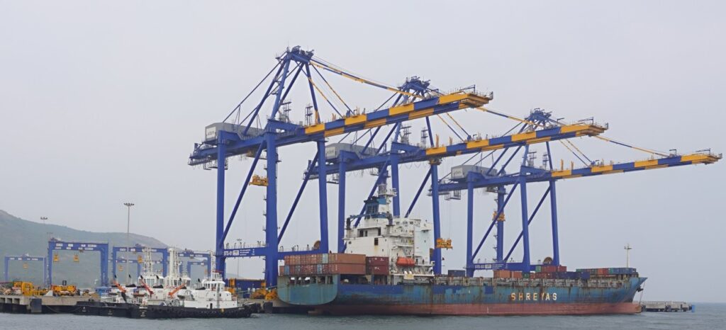 4 March Adani Ganga TEUs Record