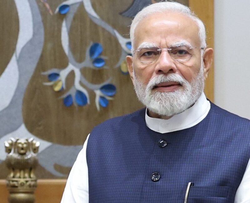 Modi-GEN-Photo